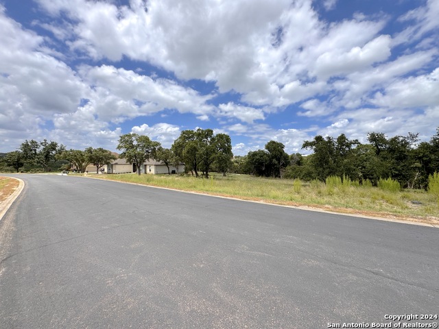 714 Caballo Trl Property Photo 14