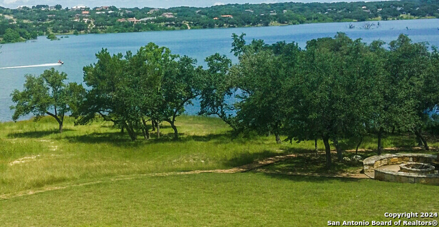 714 Caballo Trl Property Photo 18