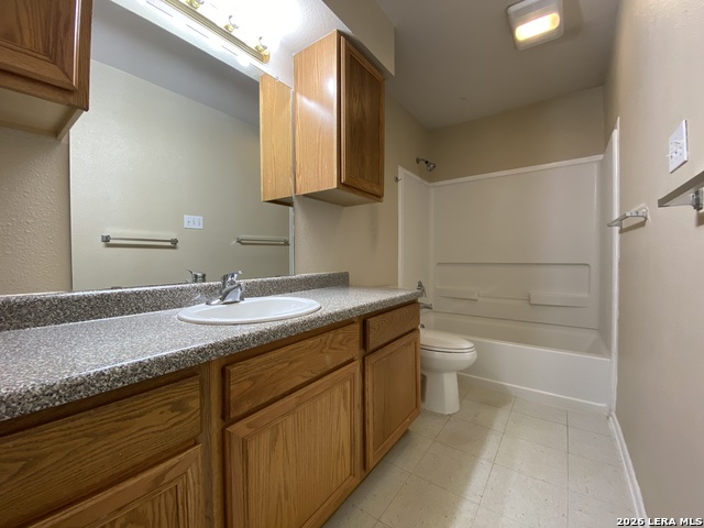 1207 & 1209 W Goodwin St Property Photo 6