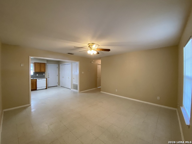 1207 & 1209 W Goodwin St Property Photo 10