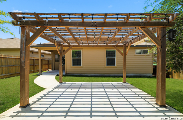 14055 MUDSTONE ST Property Photo 1