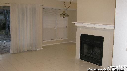 7403 Gallery Rdg Property Photo 3