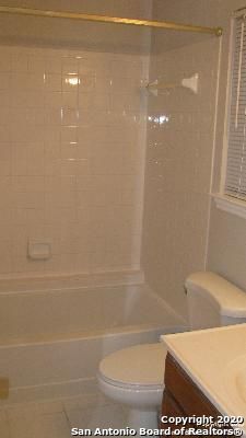 7403 Gallery Rdg Property Photo 5