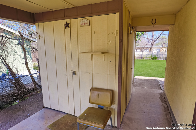 215 Birchwood Dr Property Photo 13
