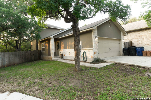 639 Bluffside Property Photo 2