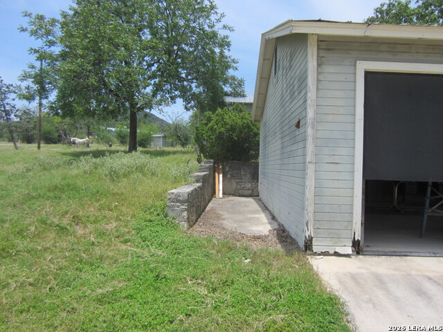 2131 Forest Trail Property Photo 5