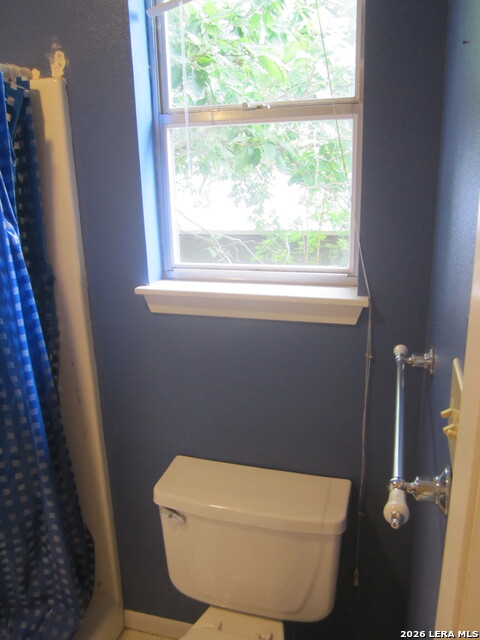 2131 Forest Trail Property Photo 11