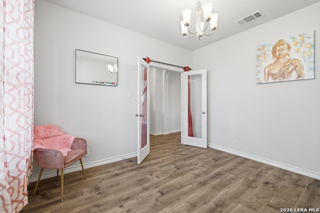 521 Amber Crk Property Photo 7
