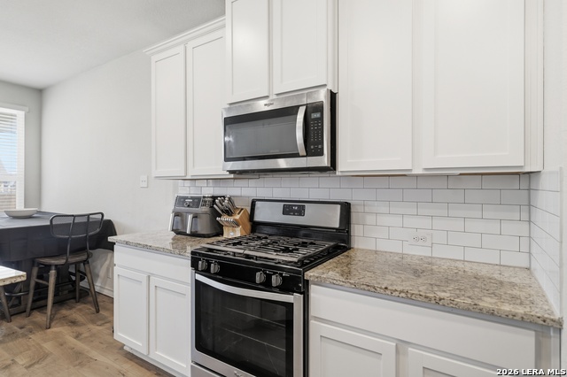 521 Amber Crk Property Photo 10