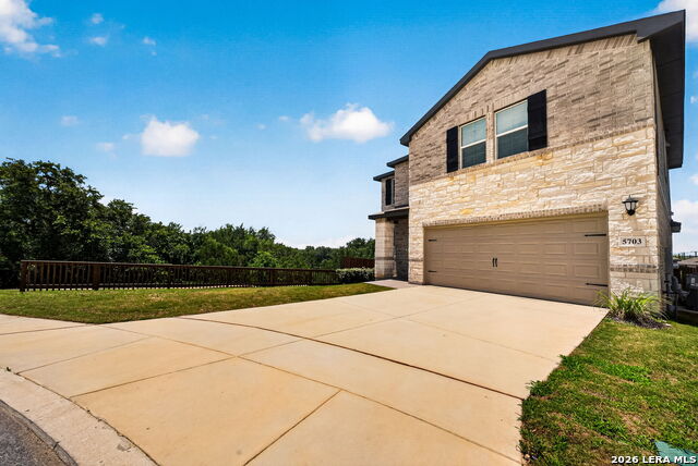 5703 Beths Way Property Photo 24