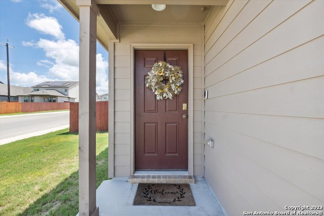 4522 Heathers Cross Property Photo 5