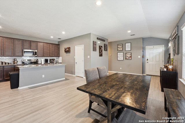 4522 Heathers Cross Property Photo 8