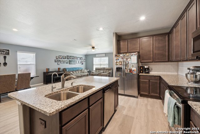 4522 Heathers Cross Property Photo 12