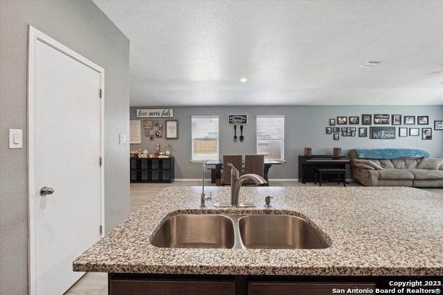 4522 Heathers Cross Property Photo 13