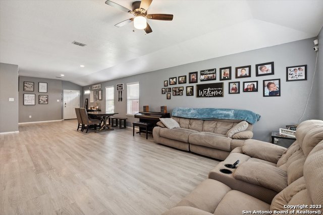 4522 Heathers Cross Property Photo 16