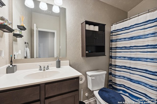 4522 Heathers Cross Property Photo 24