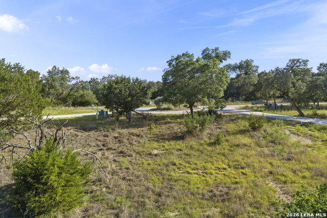 9 Ledgestone Trl Property Photo 16