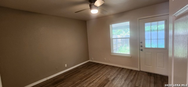 215 Eleanor Ave Property Photo 23
