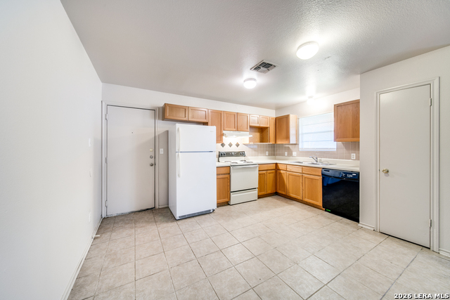 12216 Maverick Bluff St Property Photo 11
