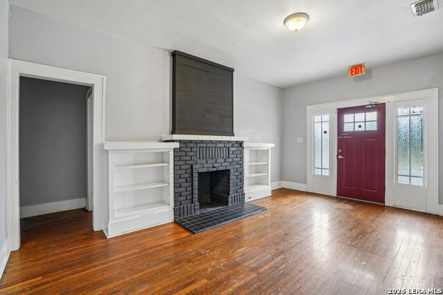 821 E Quincy St Property Photo 5