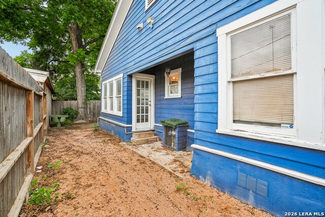821 E Quincy St Property Photo 26