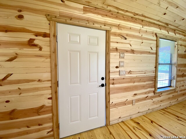 624 Deer Creek W Property Photo 21