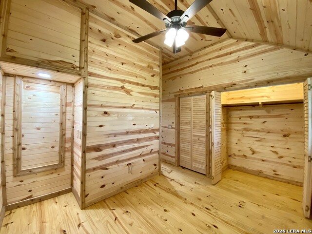 624 Deer Creek W Property Photo 34