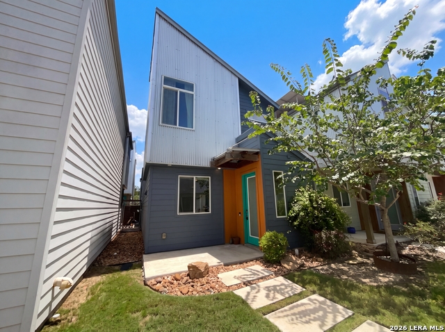 330 Clay Property Photo 1