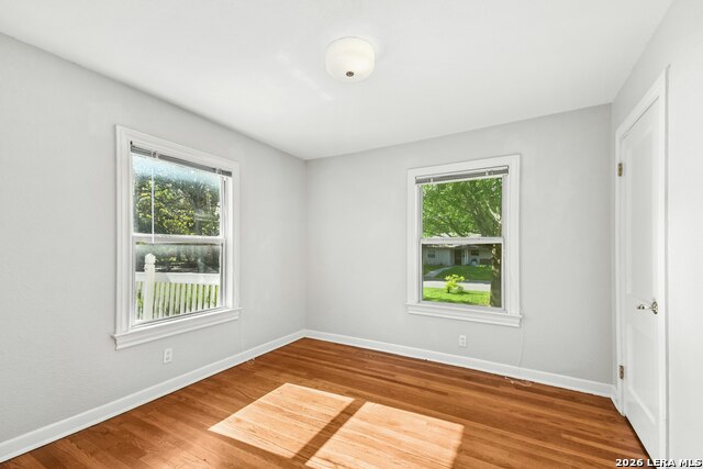 265 E Oakview Pl Property Photo 4