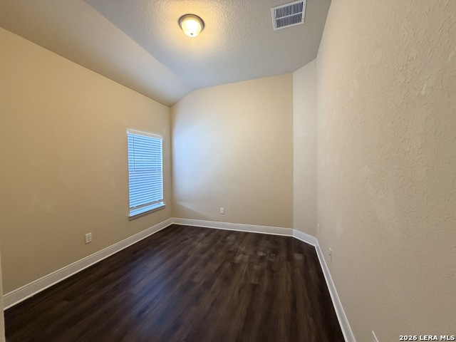 1243 Old Fm 306 Property Photo 18