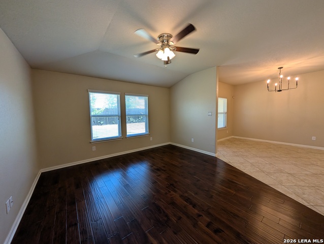 1337 Lauren St Property Photo 14