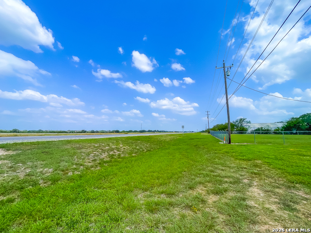 1513 Highway 181 Frontage N Property Photo 2