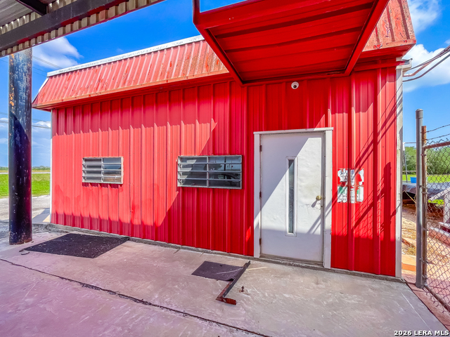 1513 Highway 181 Frontage N Property Photo 5