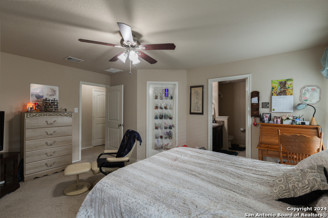 1009 Sandwell Ct Property Photo 9