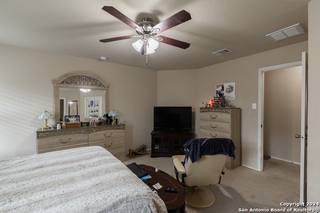1009 Sandwell Ct Property Photo 10
