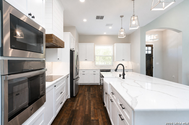 209 Gentle Breeze Property Photo 12