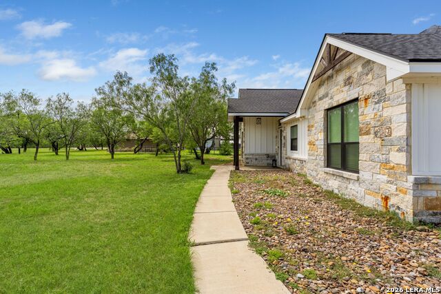 209 Gentle Breeze Property Photo 25