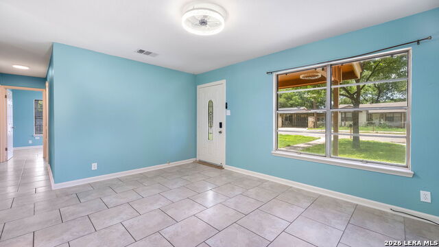 923 Whitman Property Photo 6