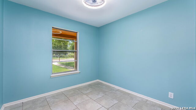 923 Whitman Property Photo 11