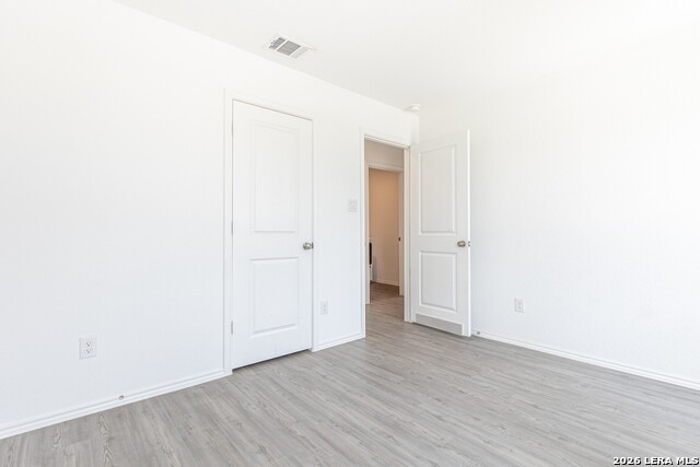4136 Cove Fls Property Photo 16