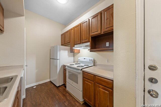 518 Dukeway Property Photo 6