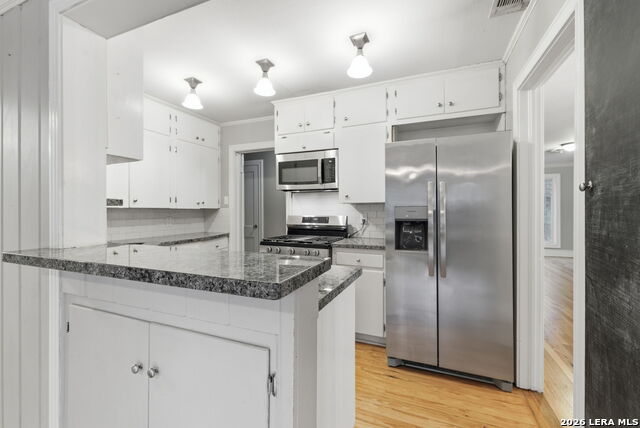 261 E Oakview Pl Property Photo 13