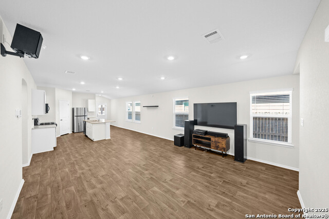 12118 Pease River Property Photo 7