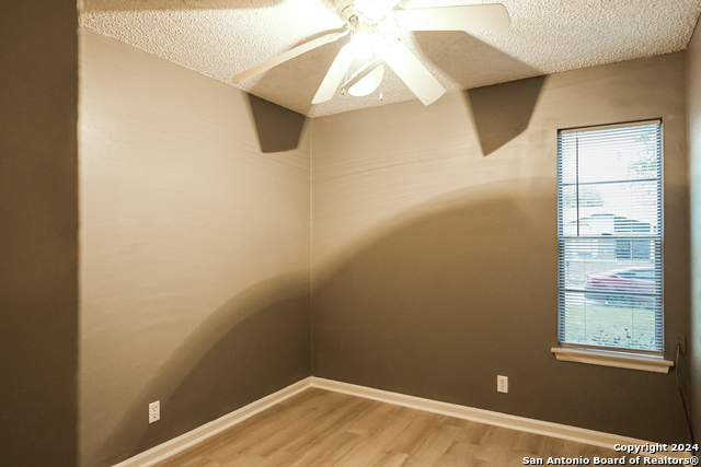 209 Royal Dr Property Photo 8