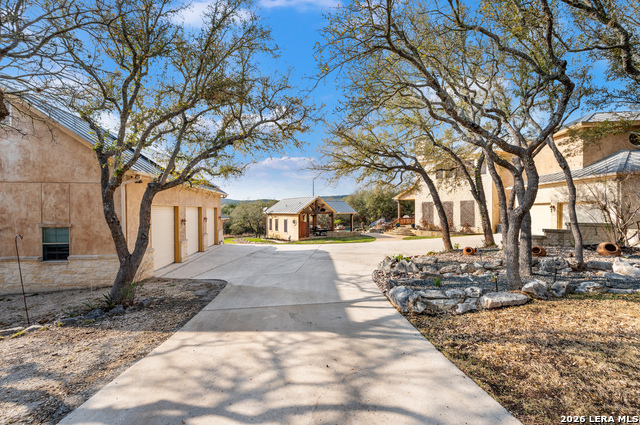 16227 San Cayetano Property Photo 6