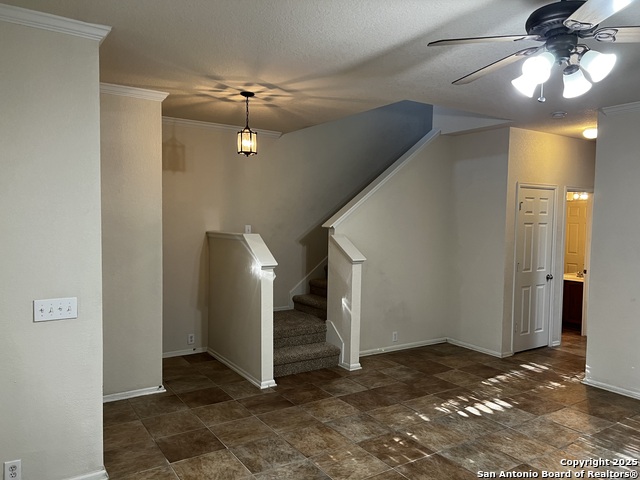 2543 Grayson Circle Property Photo 6