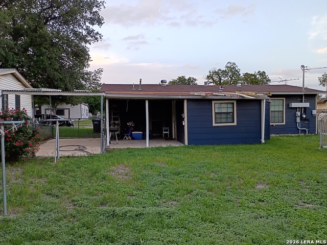 350 Pilgrim Dr Property Photo 1