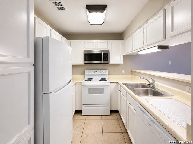 10527 Perrin Beitel Rd Property Photo 6