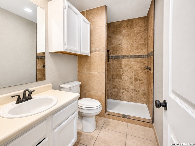 10527 Perrin Beitel Rd Property Photo 11