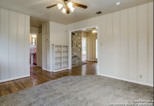 114 Aransas Pass Property Photo 5